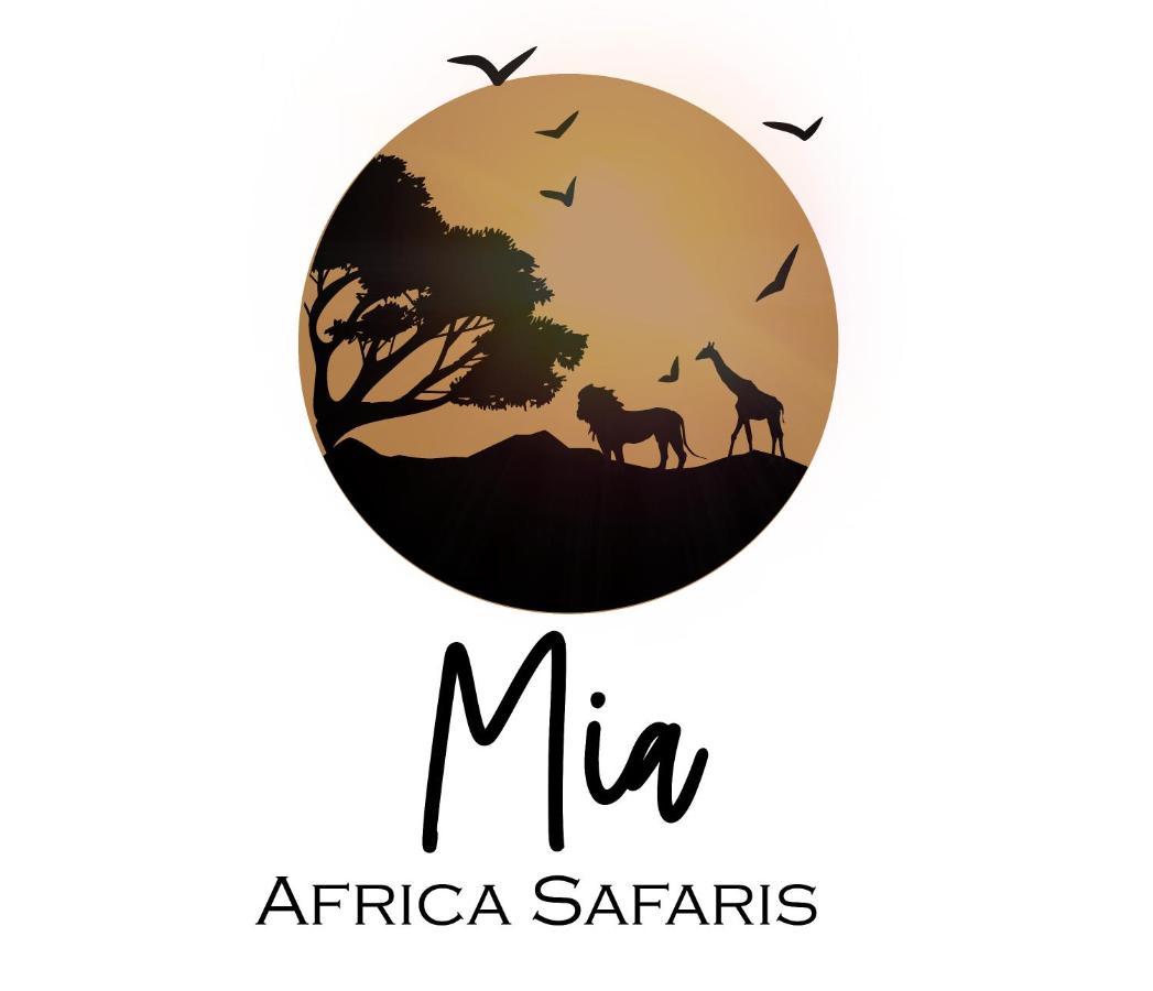 Mia Safari Lodge And Restaurant Entebbe Bagian luar foto